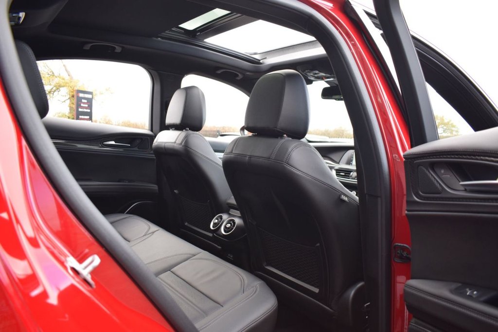 Used Alfa Romeo Stelvio 2023 for sale - 76642062: Photo 28