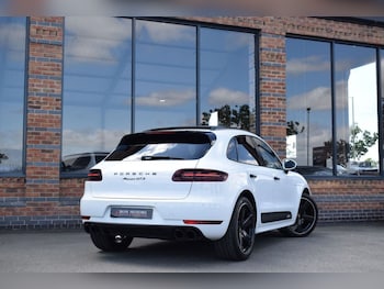 Used Porsche Macan 2017 for sale - 79103359: Photo