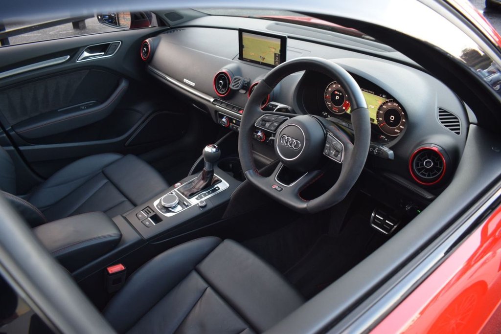 Used Audi RS3 2018 for sale - 76768162: Photo 3