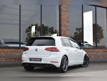 Used Volkswagen Golf 2019 for sale - 78758340: Photo