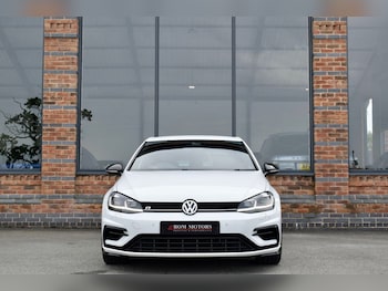 Used Volkswagen Golf 2019 for sale - 78758340: Photo