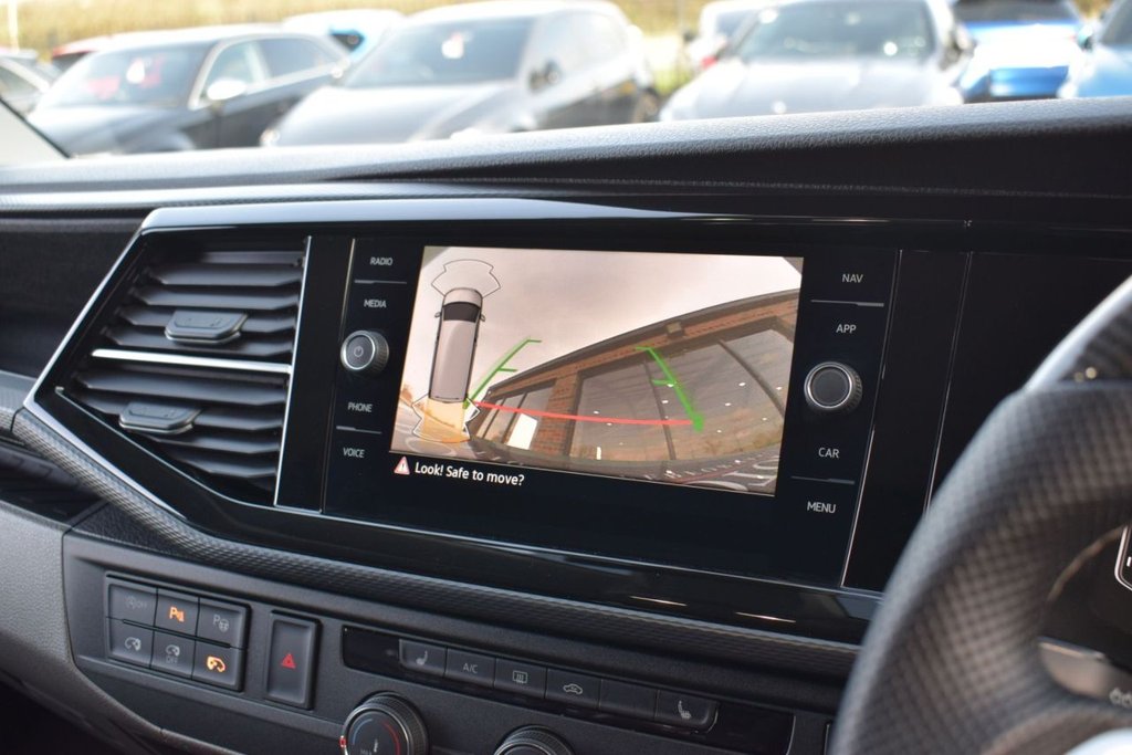 Used Volkswagen Transporter 2020 for sale - 77703648: Photo 18