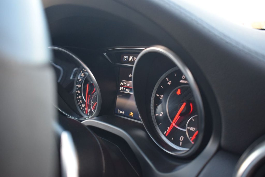 Used Mercedes-Benz GLA 2019 for sale - 76740485: Photo 12