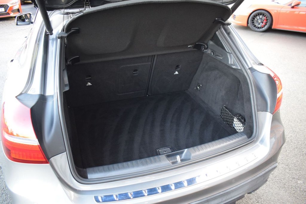 Used Mercedes-Benz GLA 2019 for sale - 76740485: Photo 33