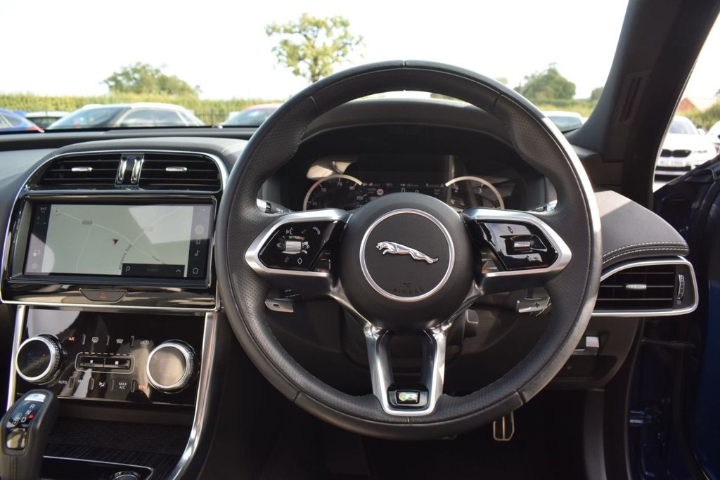 Used Jaguar XE 2023 for sale - 75896789: Photo 10