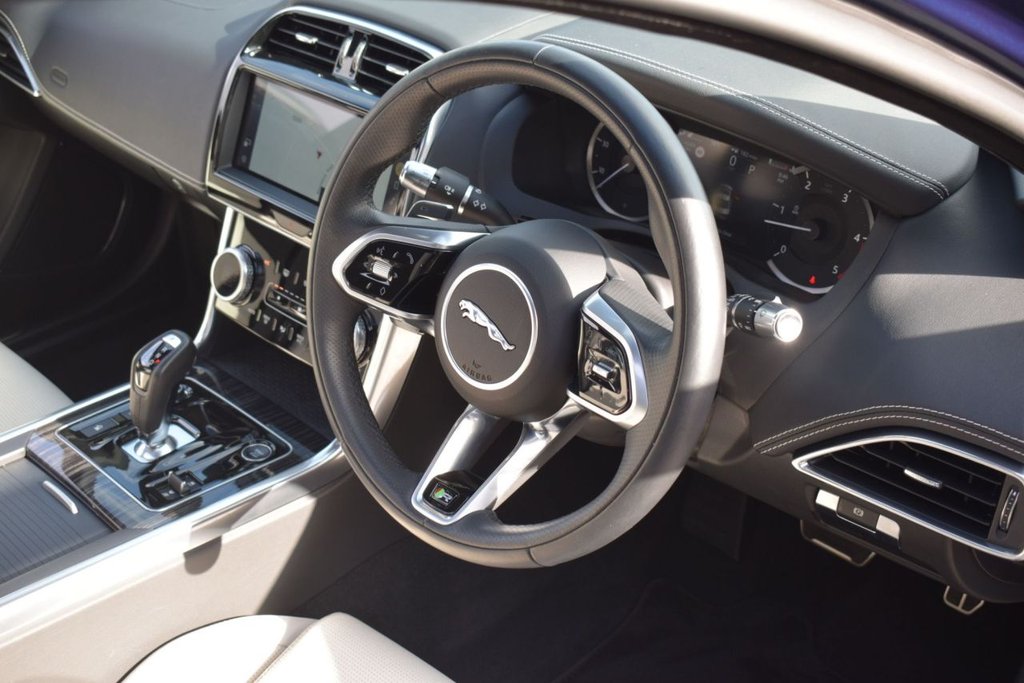 Used Jaguar XE 2023 for sale - 75896789: Photo 16