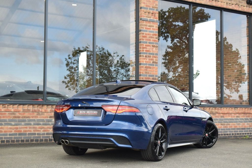 Used Jaguar XE 2023 for sale - 75896789: Photo 2