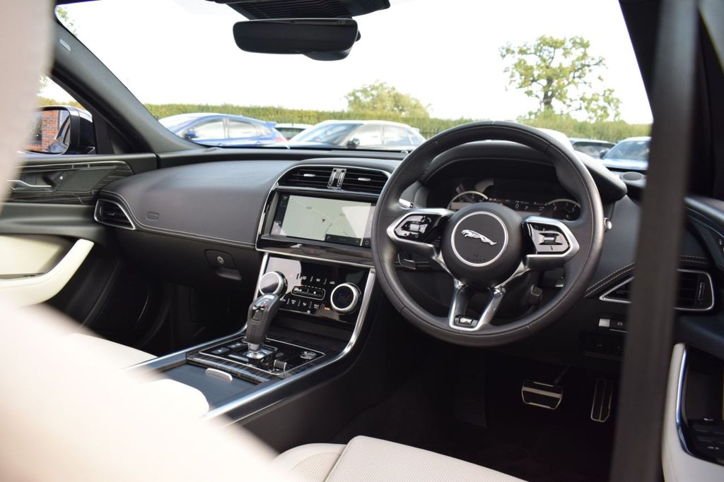 Used Jaguar XE 2023 for sale - 75896789: Photo 23