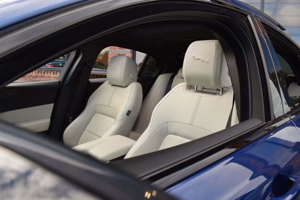 Used Jaguar XE 2023 for sale - 75896789: Photo 32