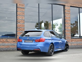 Used BMW 3 Series 2017 for sale - 79032226: Photo