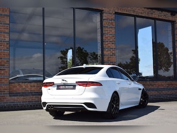 Used Jaguar XE 2021 for sale - 79103457: Photo