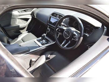 Used Jaguar XE 2021 for sale - 79103457: Photo