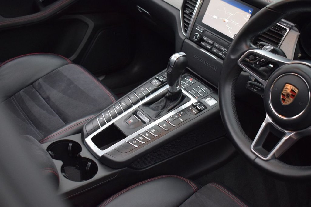 Used Porsche Macan 2016 for sale - 77038159: Photo 17