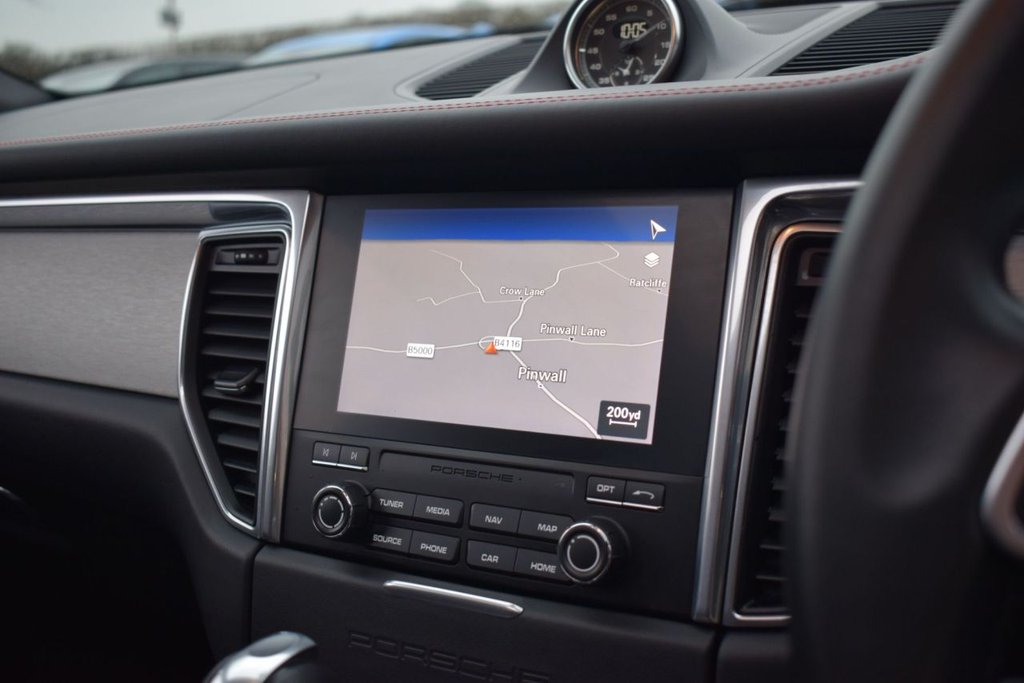 Used Porsche Macan 2016 for sale - 77038159: Photo 21