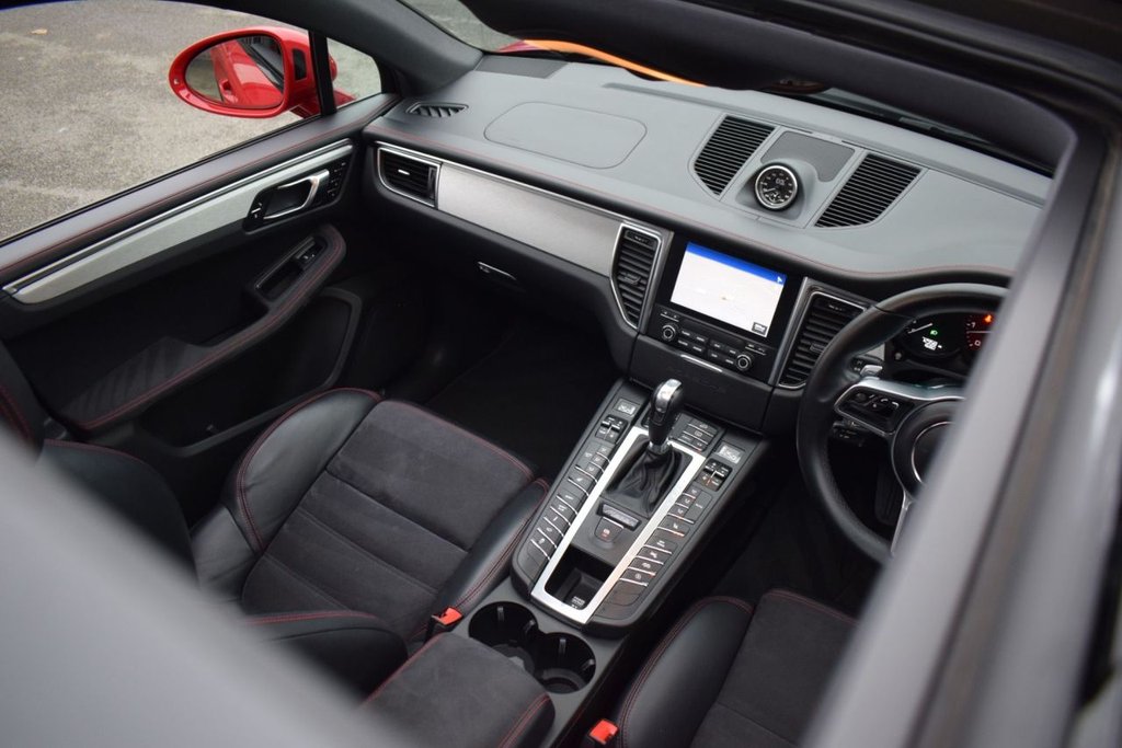 Used Porsche Macan 2016 for sale - 77038159: Photo 24