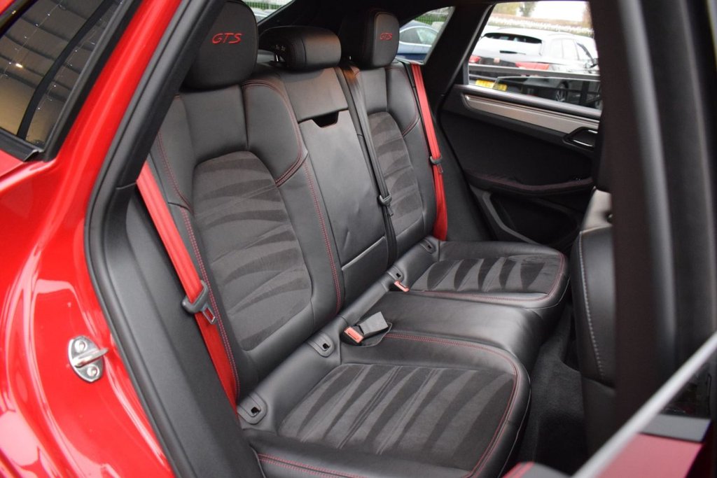 Used Porsche Macan 2016 for sale - 77038159: Photo 28