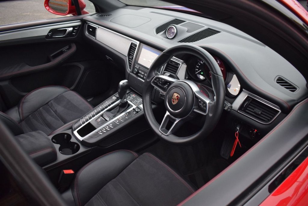 Used Porsche Macan 2016 for sale - 77038159: Photo 3