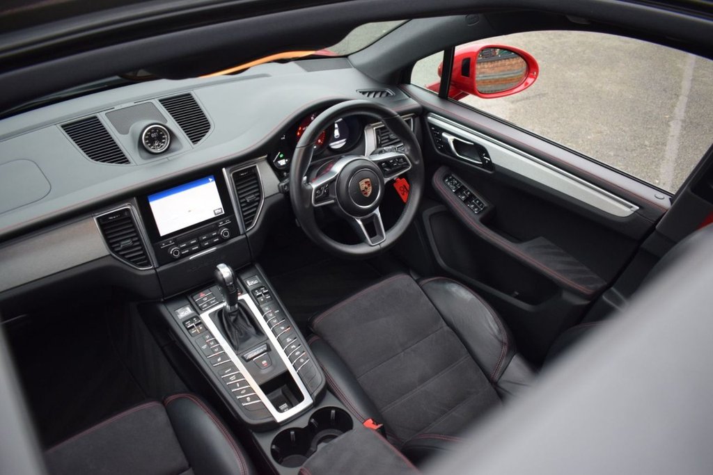 Used Porsche Macan 2016 for sale - 77038159: Photo 34