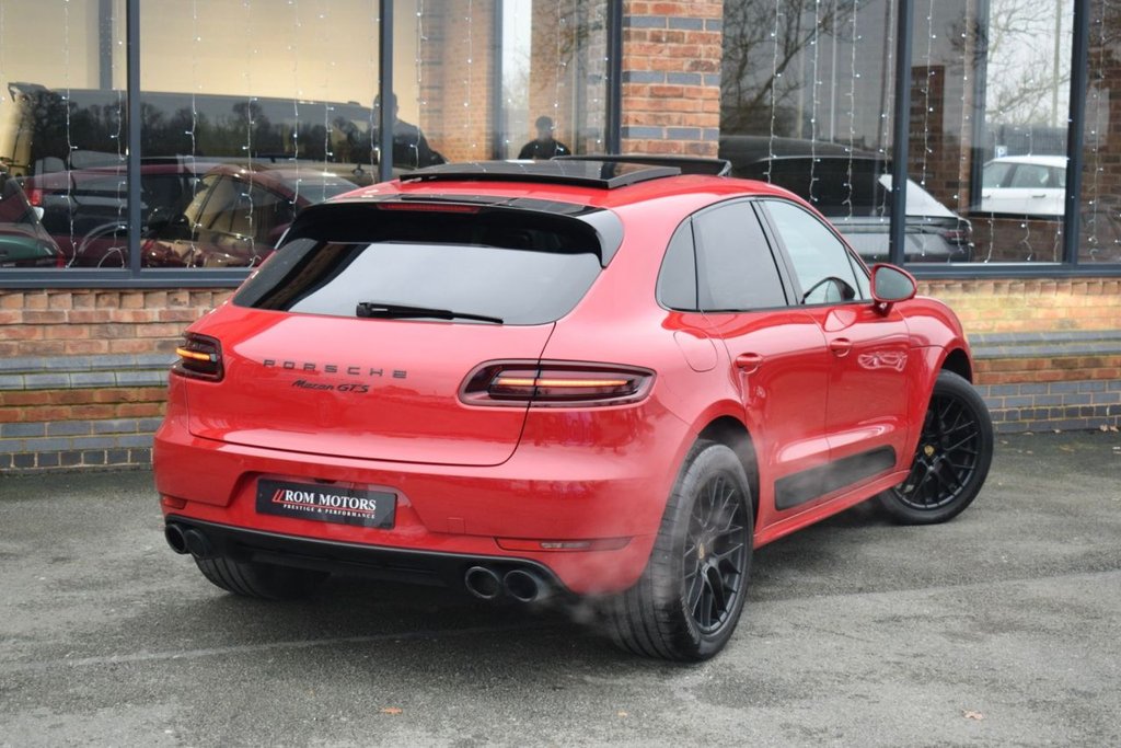 Used Porsche Macan 2016 for sale - 77038159: Photo 47