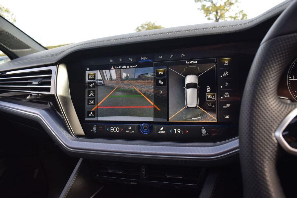 Used Volkswagen Touareg 2021 for sale - 76642160: Photo 21