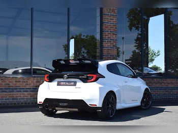 Used Toyota Yaris 2021 for sale - 75170999: Photo