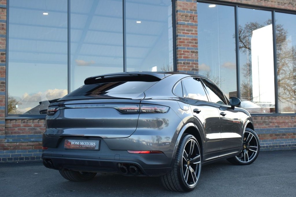 Used Porsche Cayenne 2020 for sale - 77427905: Photo 2