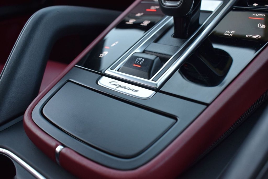 Used Porsche Cayenne 2020 for sale - 77427905: Photo 31