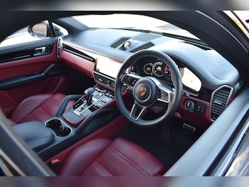 Used Porsche Cayenne 2020 for sale - 77427905: Photo