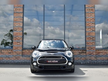 Used MINI Hatch 2018 for sale - 78943418: Photo