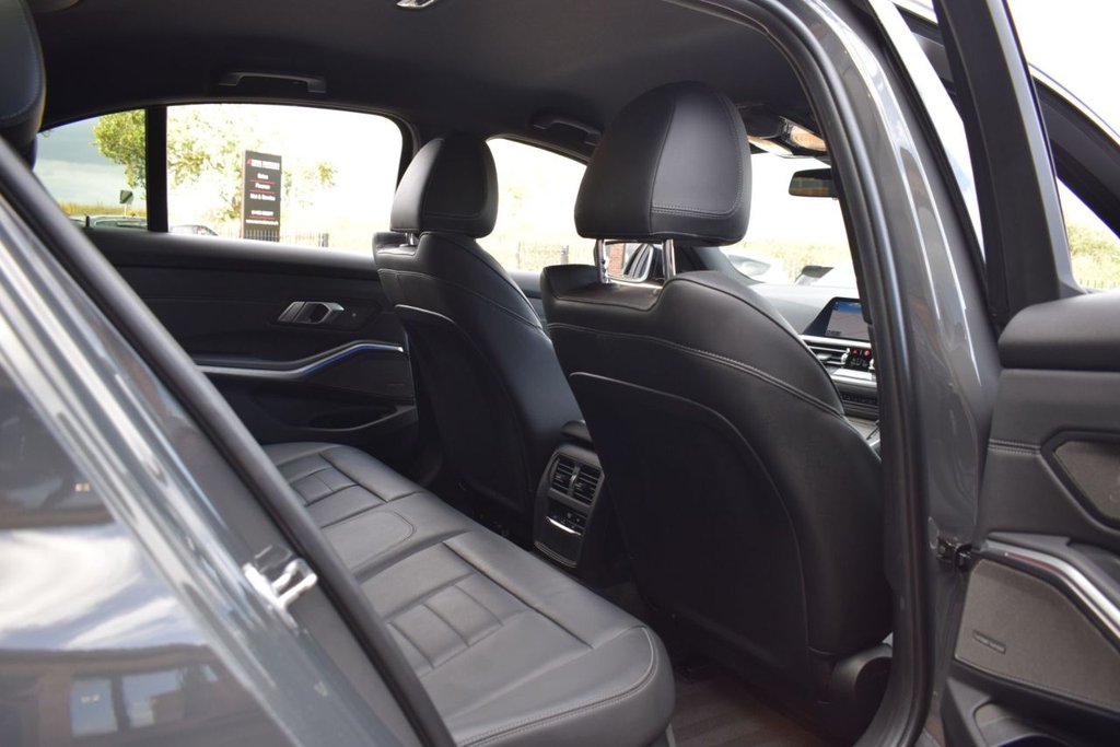 Used BMW 3 Series 2020 for sale - 76105622: Photo 26