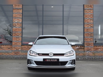 Used Volkswagen Golf 2018 for sale - 78110229: Photo