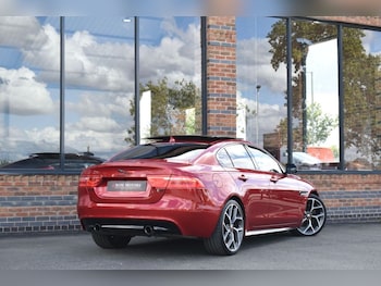 Used Jaguar XE 2015 for sale - 75831771: Photo