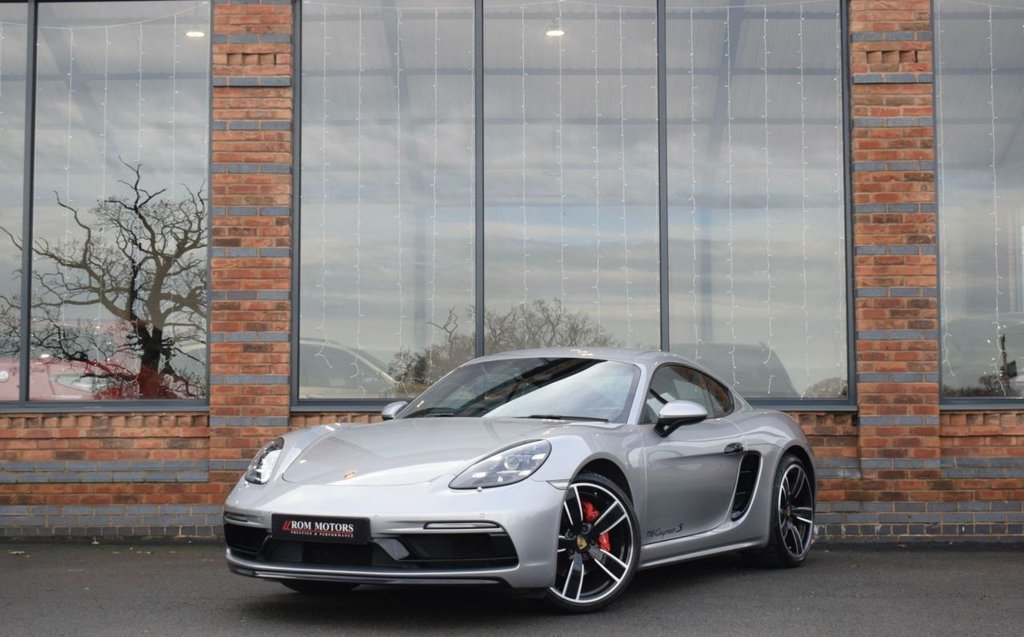 Used Porsche 718 Cayman 2017 for sale - 76841382: Photo 1