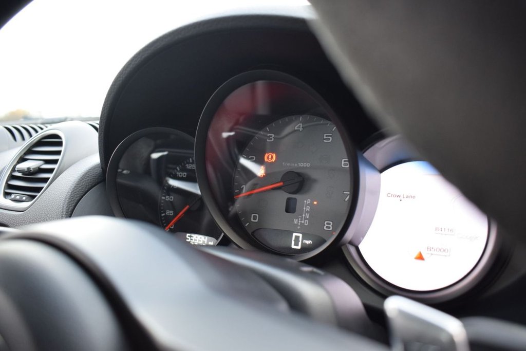 Used Porsche 718 Cayman 2017 for sale - 76841382: Photo 11