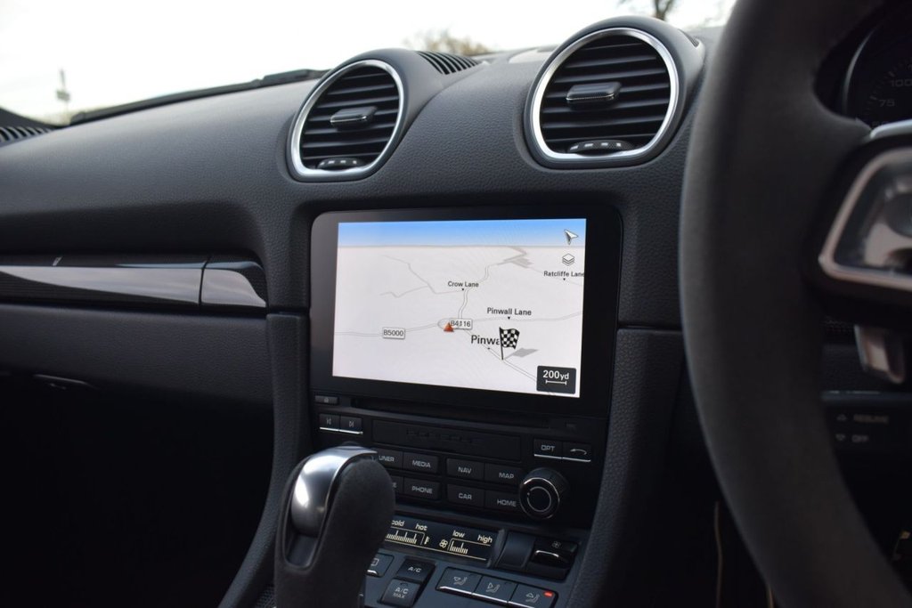 Used Porsche 718 Cayman 2017 for sale - 76841382: Photo 17