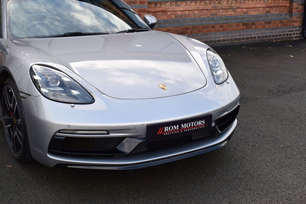 Used Porsche 718 Cayman 2017 for sale - 76841382: Photo 40