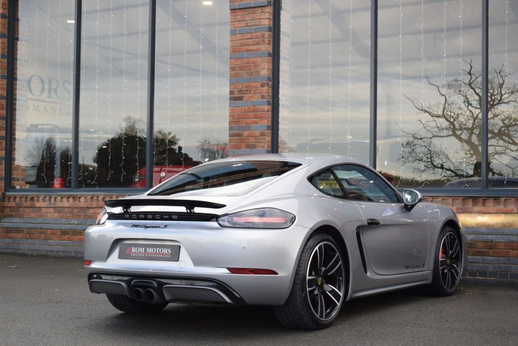 Used Porsche 718 Cayman 2017 for sale - 76841382: Photo 46