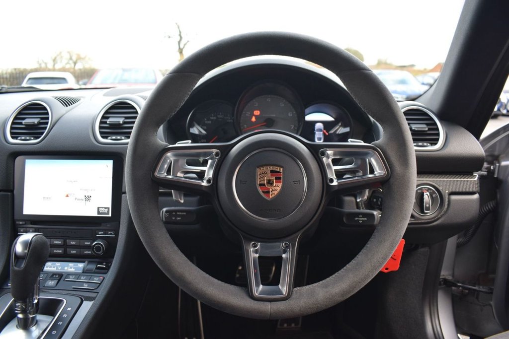 Used Porsche 718 Cayman 2017 for sale - 76841382: Photo 9