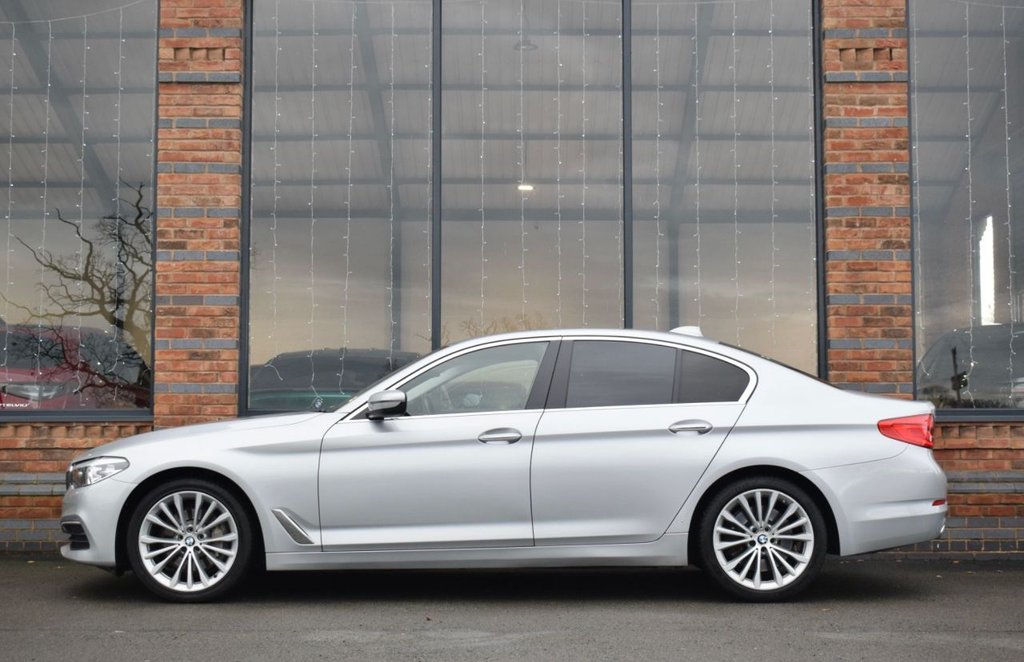 Used BMW 5 Series 2017 for sale - 76934746: Photo 9