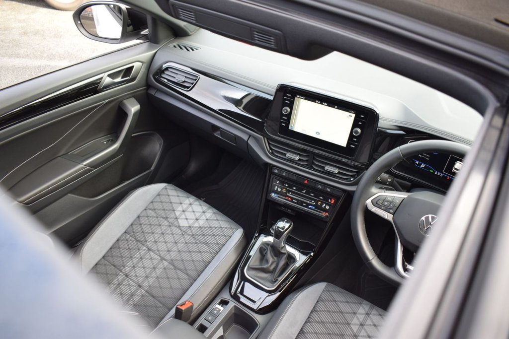 Used Volkswagen T-Roc 2024 for sale - 76313011: Photo 26