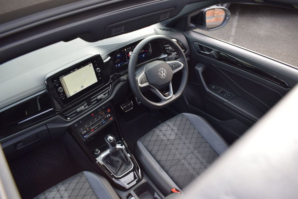 Used Volkswagen T-Roc 2024 for sale - 76313011: Photo 32