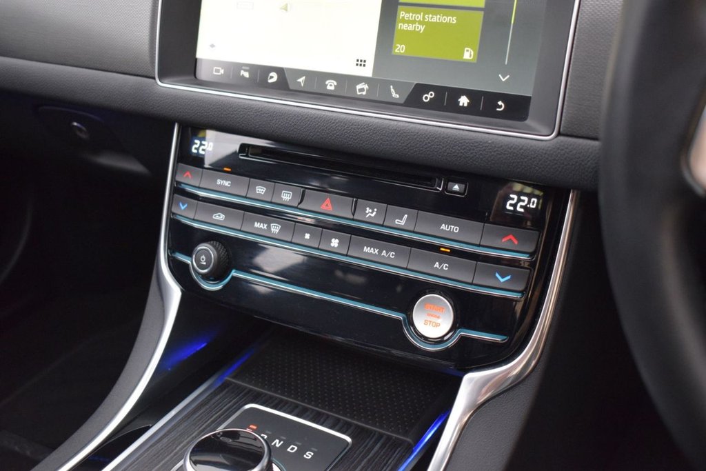 Used Jaguar XF 2018 for sale - 77038083: Photo 16