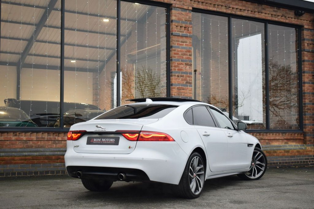 Used Jaguar XF 2018 for sale - 77038083: Photo 2