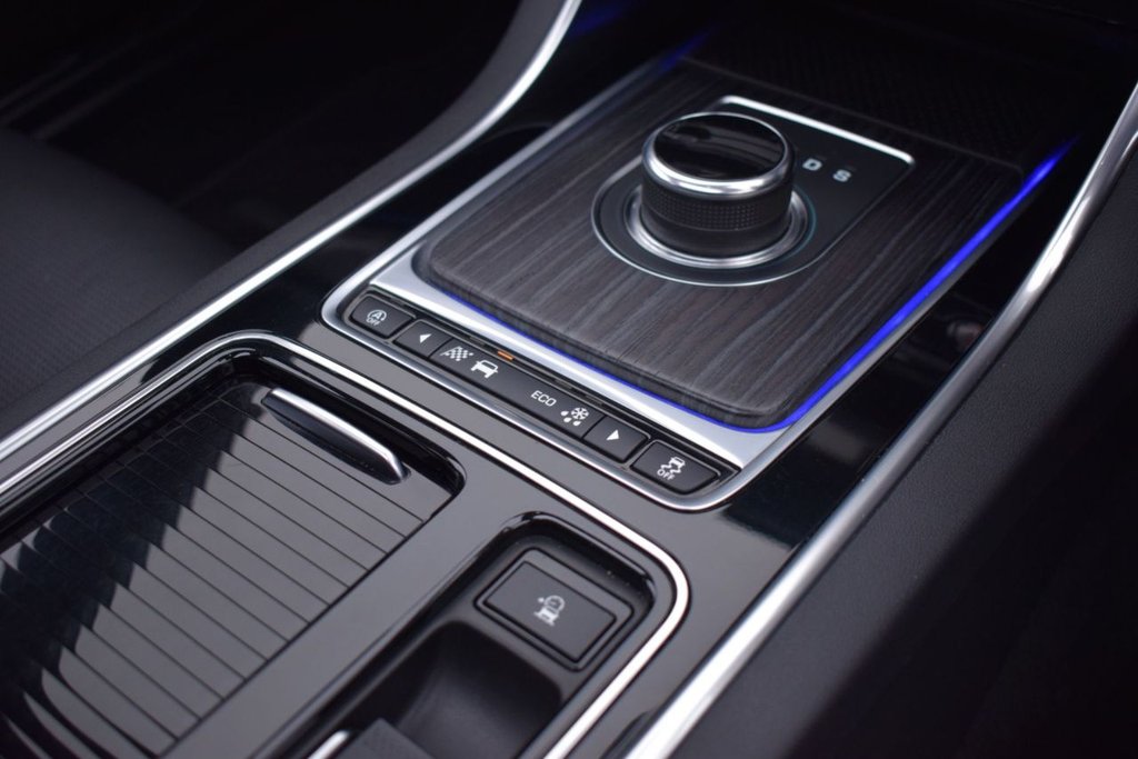 Used Jaguar XF 2018 for sale - 77038083: Photo 24