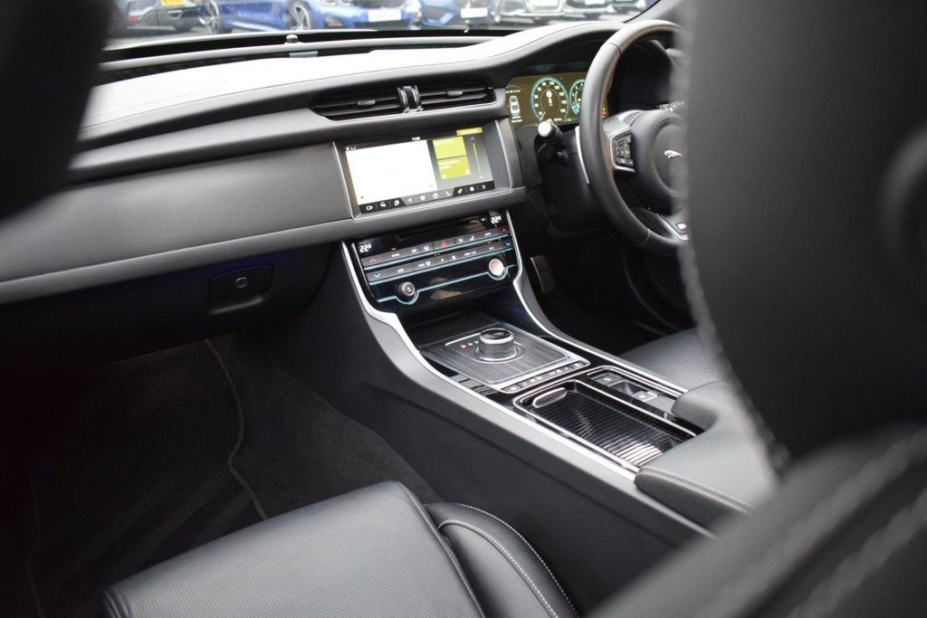 Used Jaguar XF 2018 for sale - 77038083: Photo 35