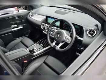 Used Mercedes-Benz GLA 2021 for sale - 79551105: Photo