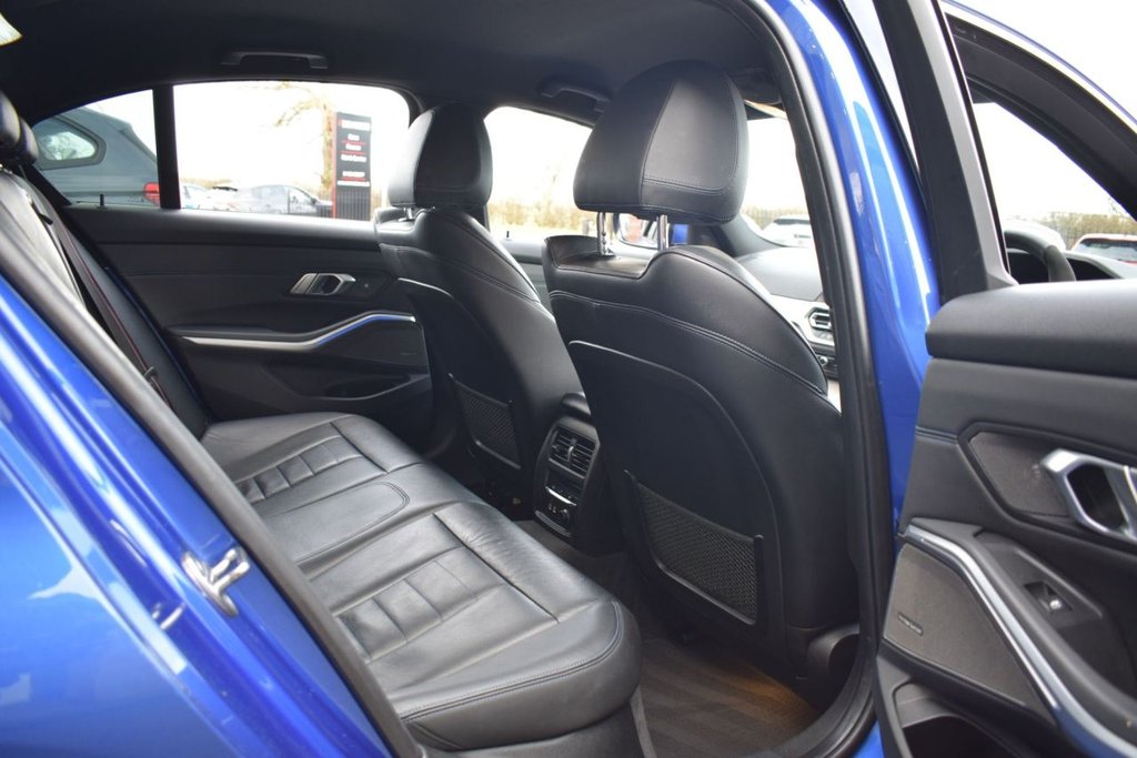 Used BMW 3 Series 2019 for sale - 77368873: Photo 21