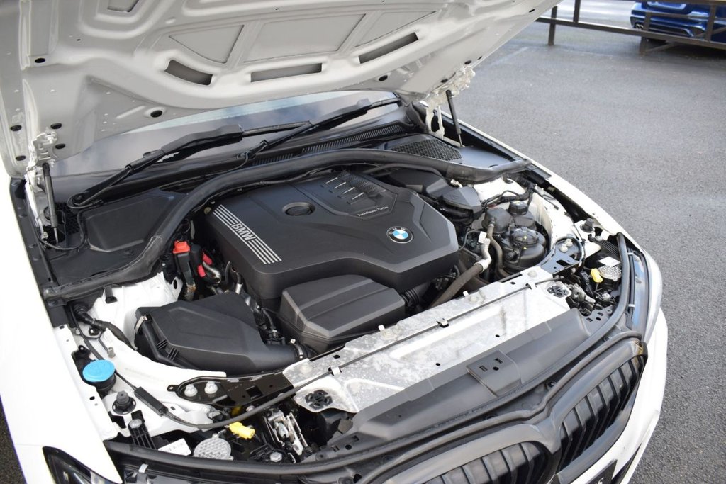 Used BMW 3 Series 2021 for sale - 77249992: Photo 35