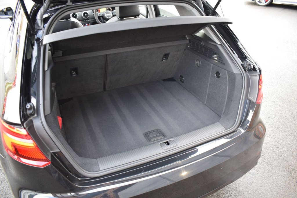 Used Audi RS3 2018 for sale - 77436552: Photo 30