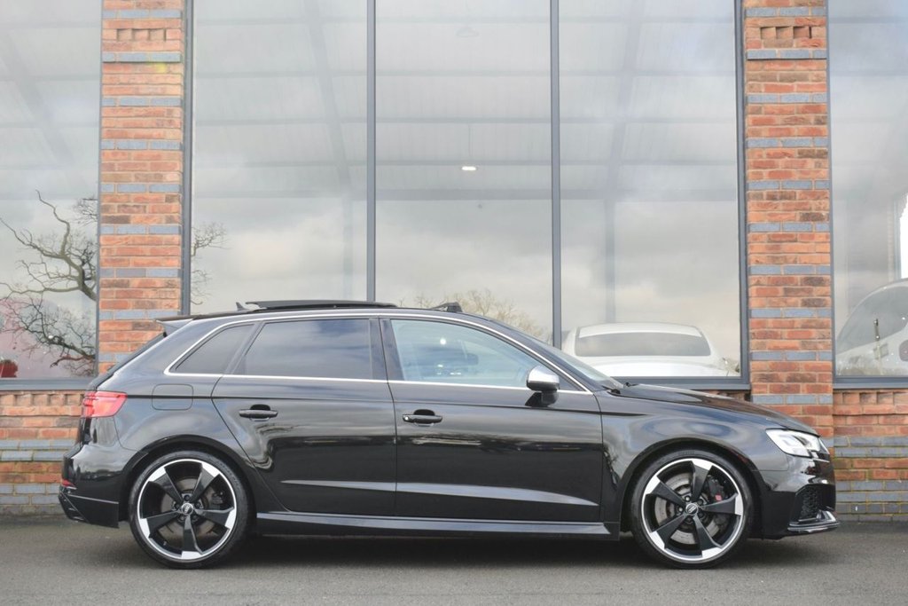 Used Audi RS3 2018 for sale - 77436552: Photo 9